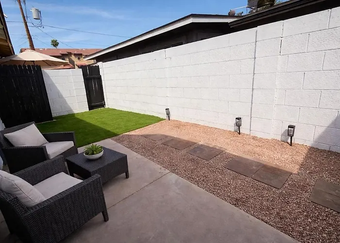 Apartment Newly Remodeled Modern 2br In Heart Of Scottsdale! *
